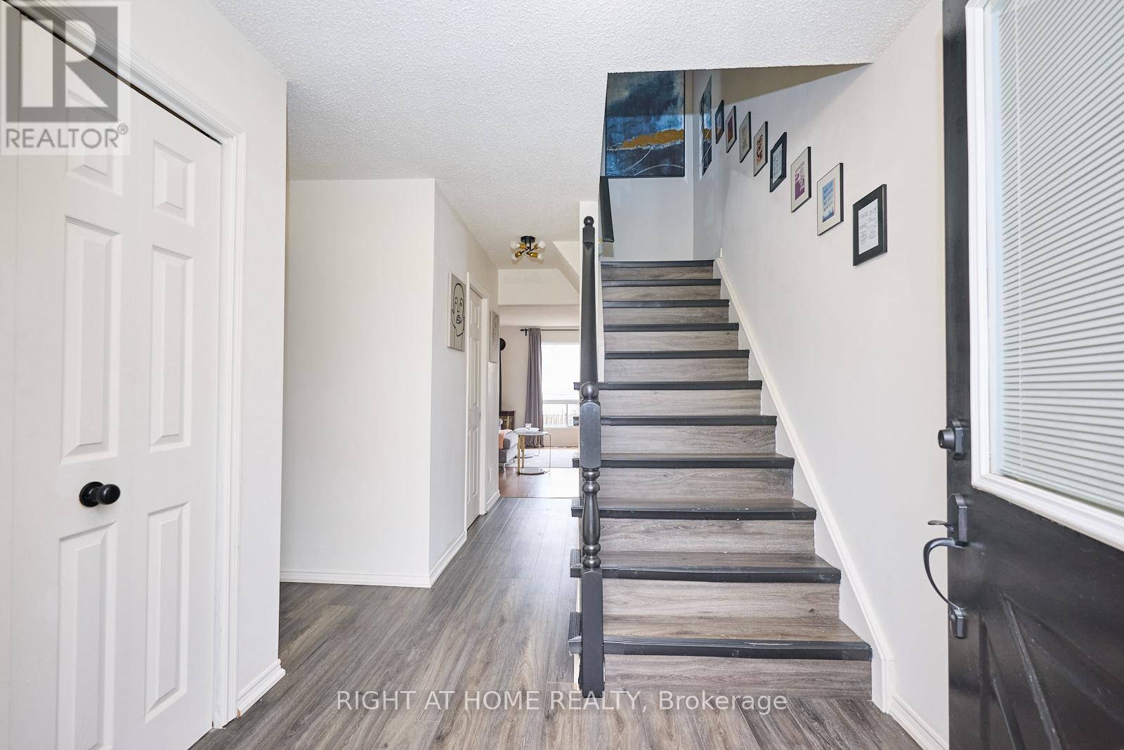 Property at 20 STATION STREET image 4