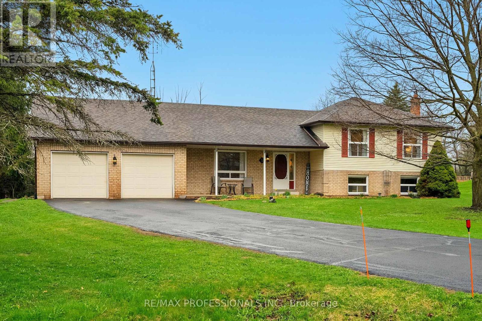 Property at 9 SANDALWOOD DRIVE image 2