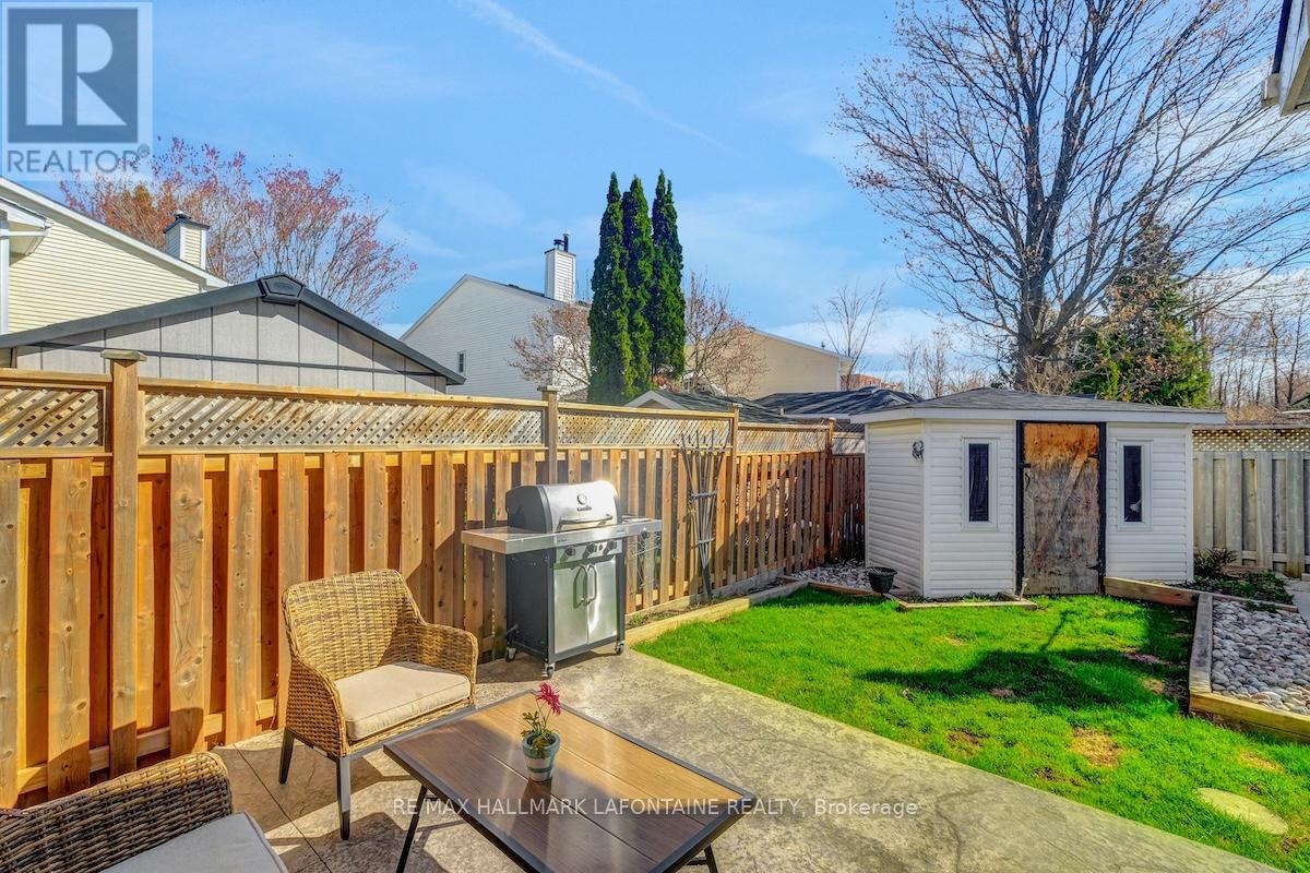 388 Mockingbird Drive, Ottawa, Ontario  K1E 2V4 - Photo 32 - X12118792