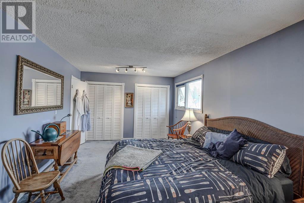 603 Blackthorn Road Ne, Calgary, Alberta  T2K 4X9 - Photo 18 - A2216522