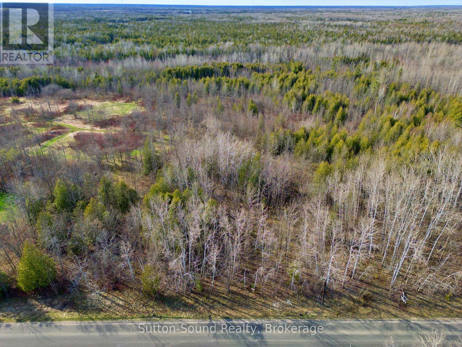 Con 2 Wbr Pt Lot 23 Maple Drive, Northern Bruce Peninsula, Ontario  N0H 1Z0 - Photo 2 - X12118815