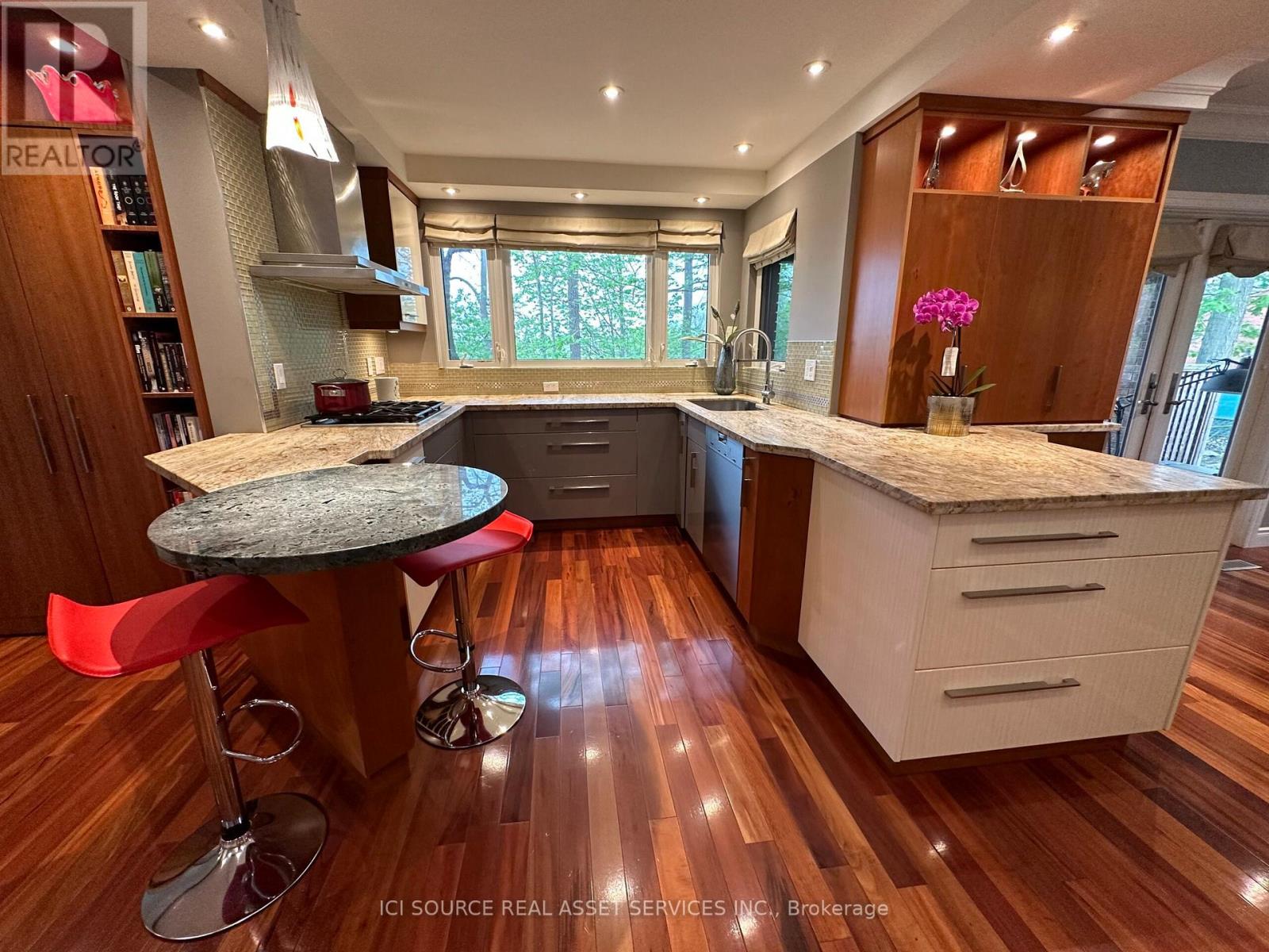 350 Sarnia Road, London North, Ontario  N6G 1N3 - Photo 6 - X12118814