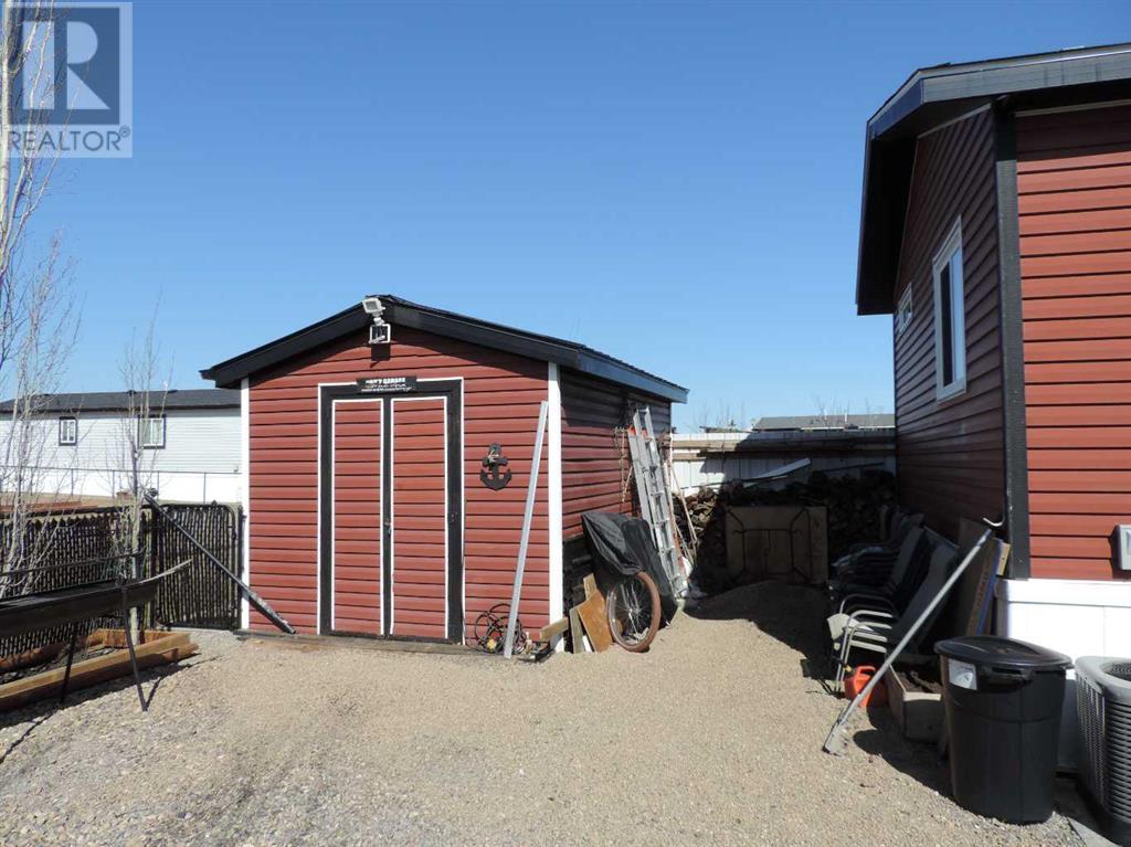 130 Sandy Point, Bentley, Alberta  T0C 0J1 - Photo 5 - A2215283