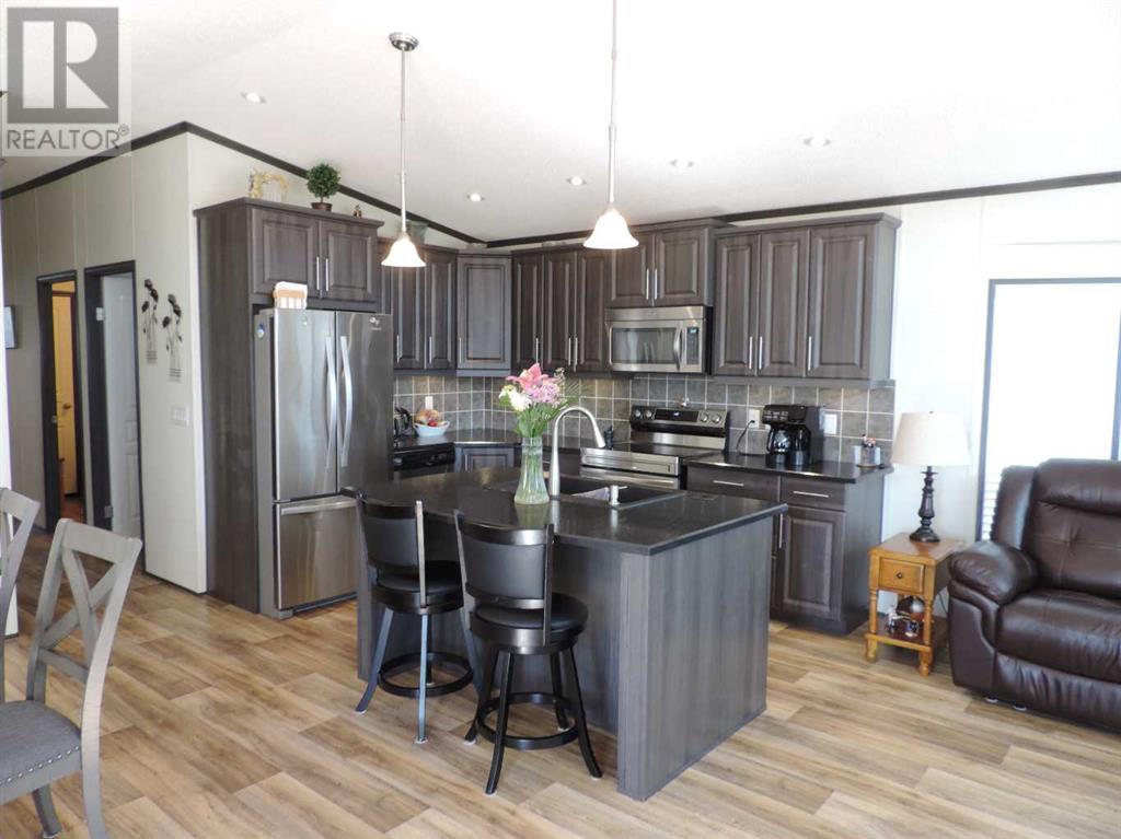130 Sandy Point, Bentley, Alberta  T0C 0J1 - Photo 14 - A2215283