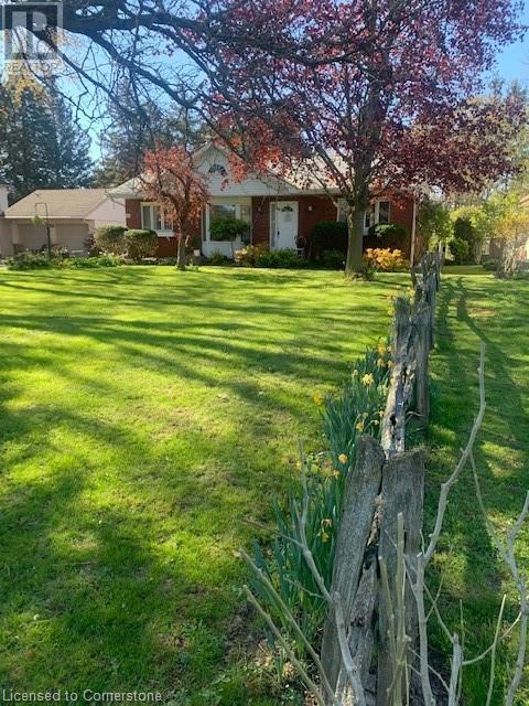Property at 141 RIVERBANK Drive image 4