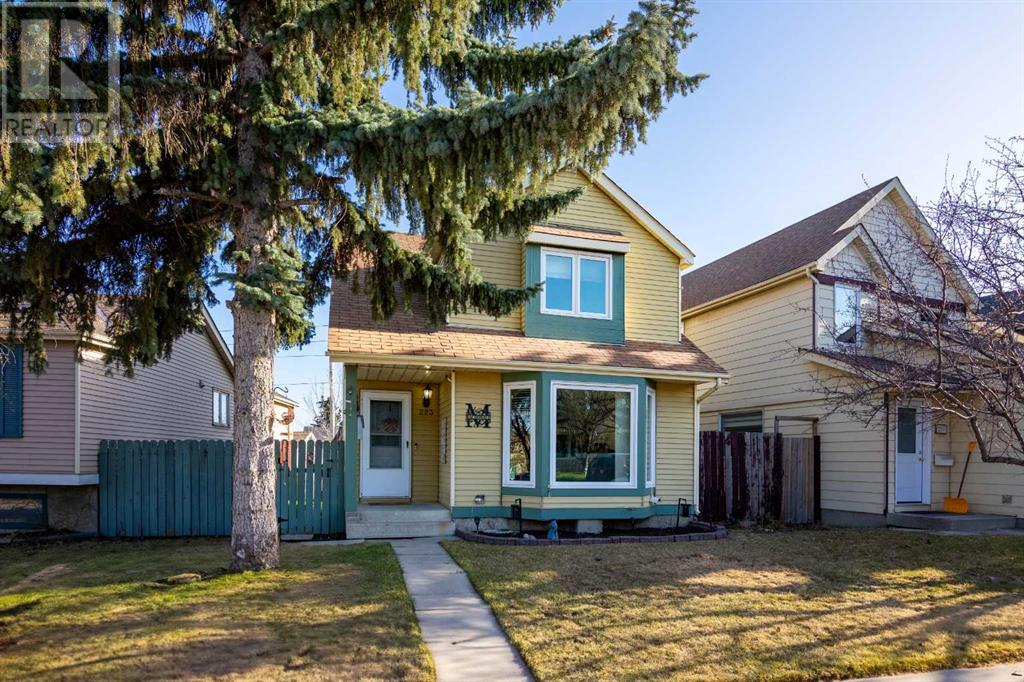 Property at 223 Erin Mount Place SE image 1