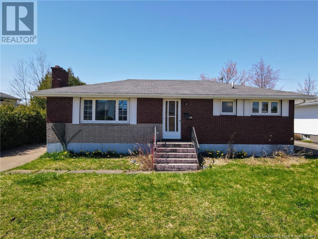 Property at 32 Ayer image 1