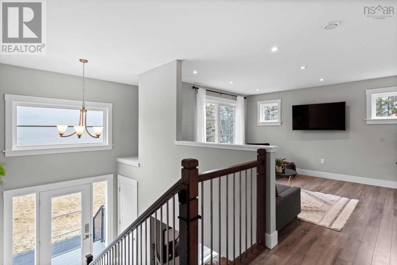 Property at 142 Midnight Run image 3