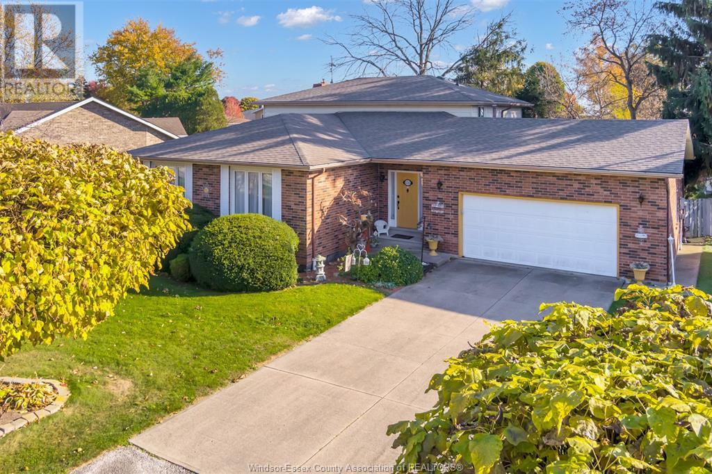 Property at 1219 NOTTINGHAM image 3