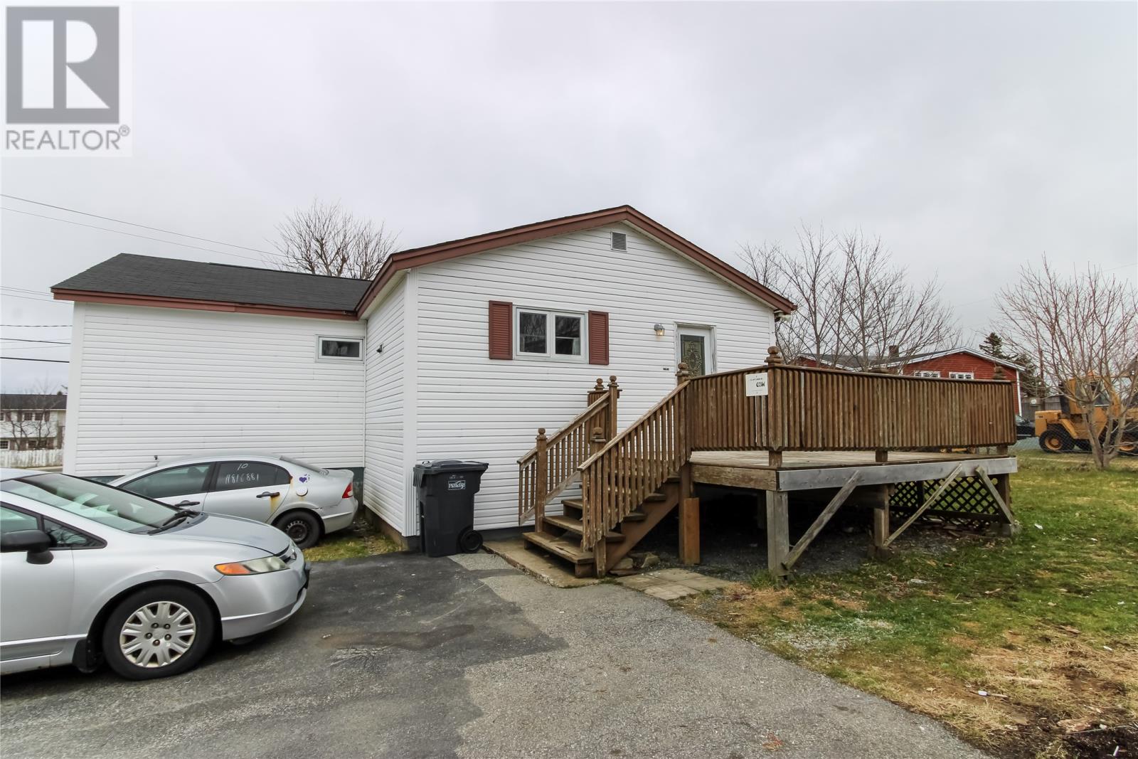 Property at 221 Paradise Road image 5