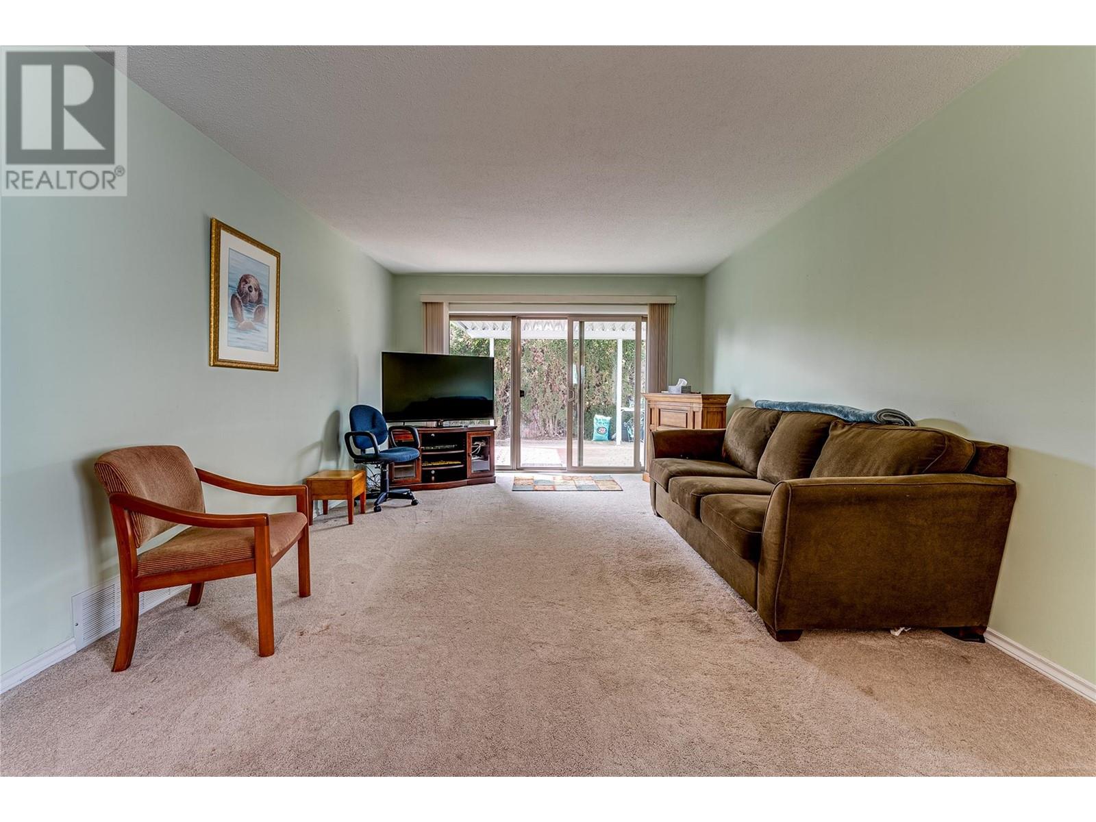 Property at 4303 27 Avenue Unit# 10 image 5