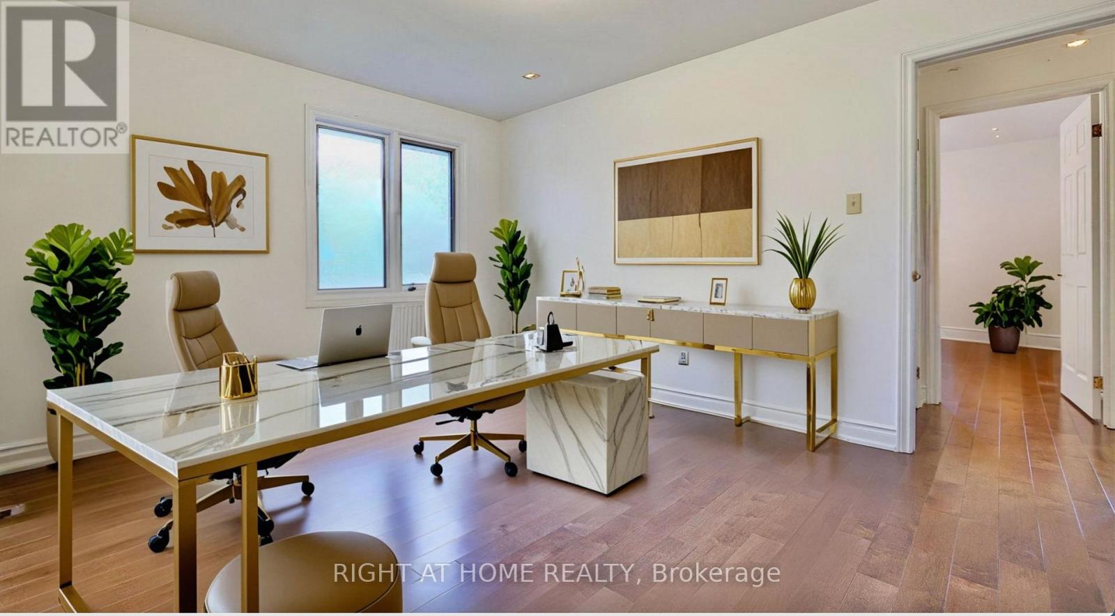 89 Yonge Boulevard, Toronto, Ontario  M5M 3G8 - Photo 28 - C12016620