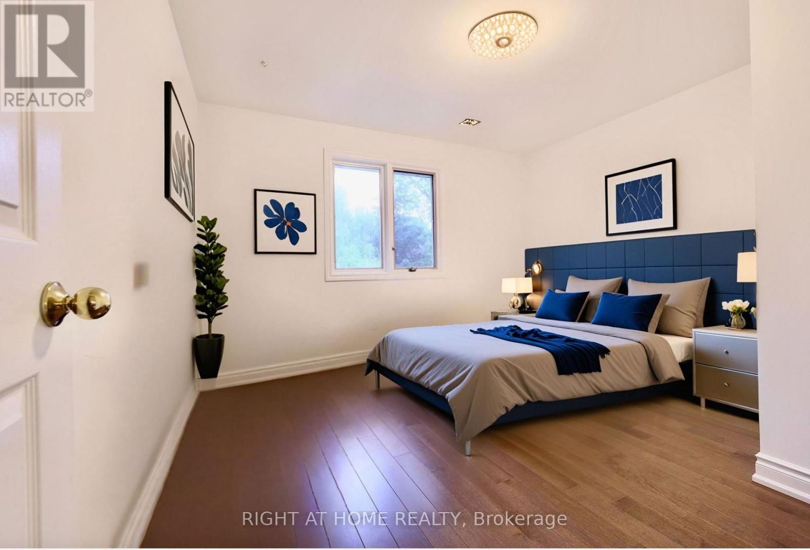89 Yonge Boulevard, Toronto, Ontario  M5M 3G8 - Photo 26 - C12016620