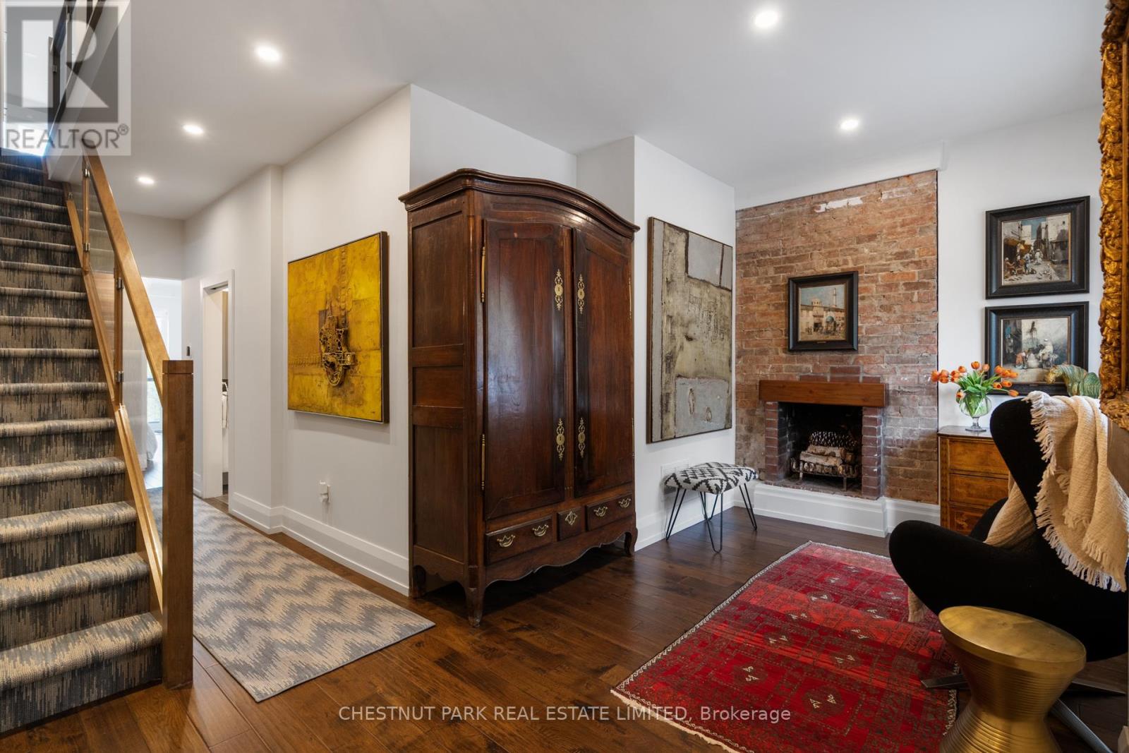 61 Woodlawn Avenue W, Toronto, Ontario  M4V 1G6 - Photo 4 - C12116249