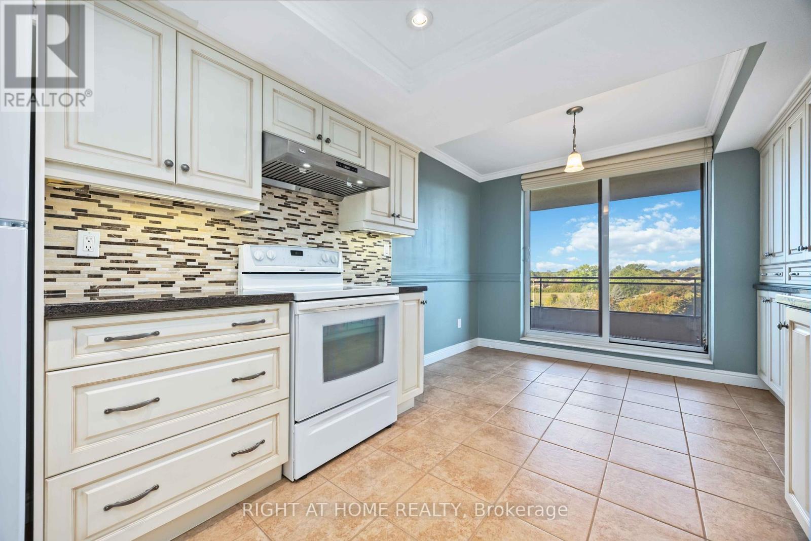 506 - 700 Wilson Road N, Oshawa, Ontario  L1G 7T5 - Photo 7 - E12027438