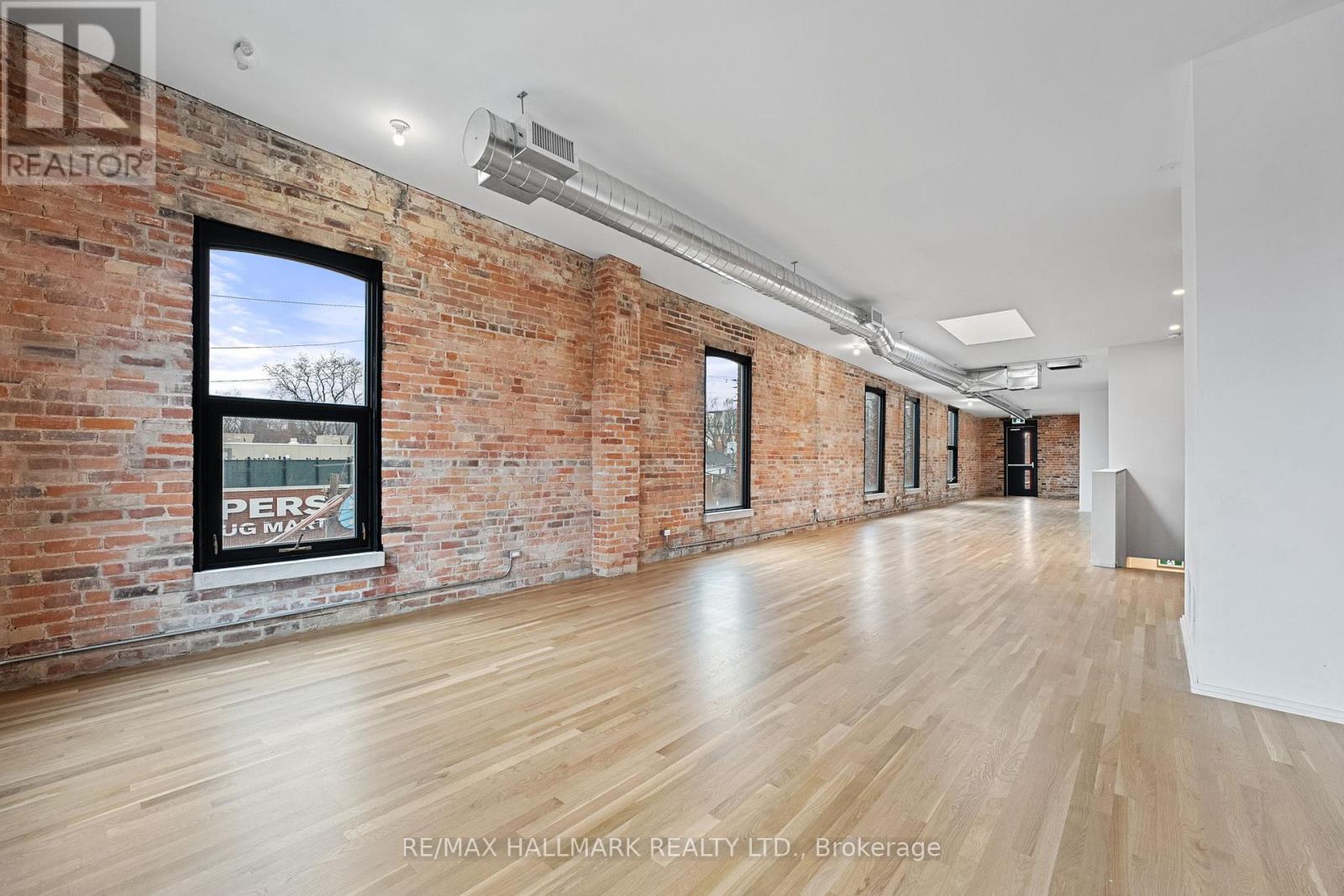 300 - 972 Queen Street E, Toronto, Ontario  M4M 1K1 - Photo 7 - E12108970