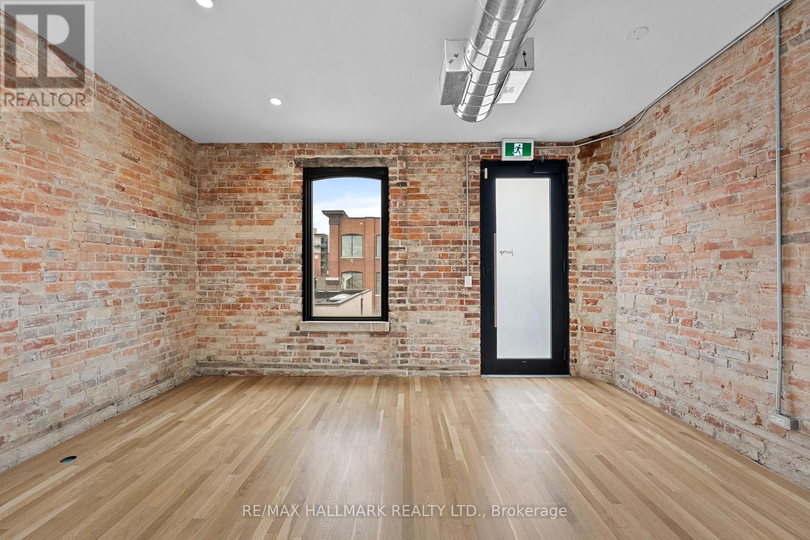 200&300 - 974 Queen Street E, Toronto, Ontario  M4M 1K1 - Photo 20 - E12108972