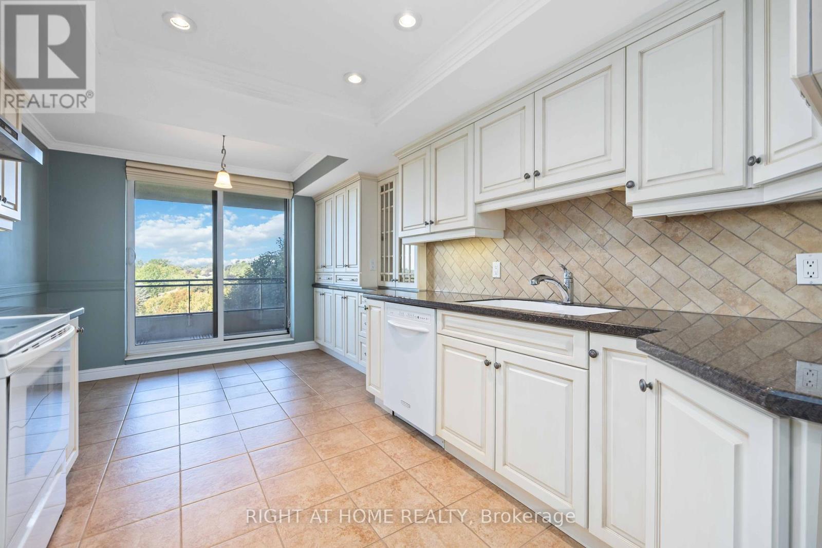 506 - 700 Wilson Road N, Oshawa, Ontario  L1G 7T5 - Photo 15 - E12027438