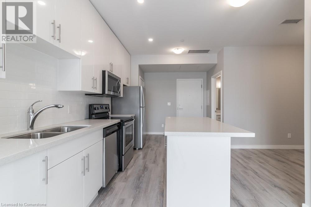 690 King Street W Unit# 223, Kitchener, Ontario  N2G 0B9 - Photo 2 - 40709768