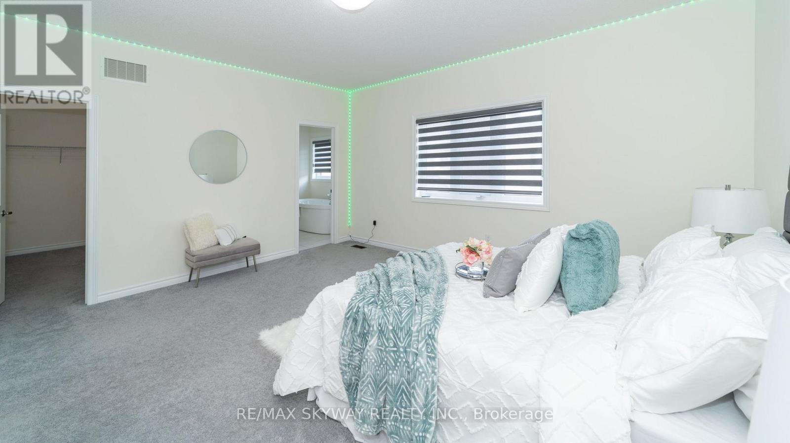 15 Neil Promenade, Caledon, Ontario  L7C 4H6 - Photo 26 - W11993219