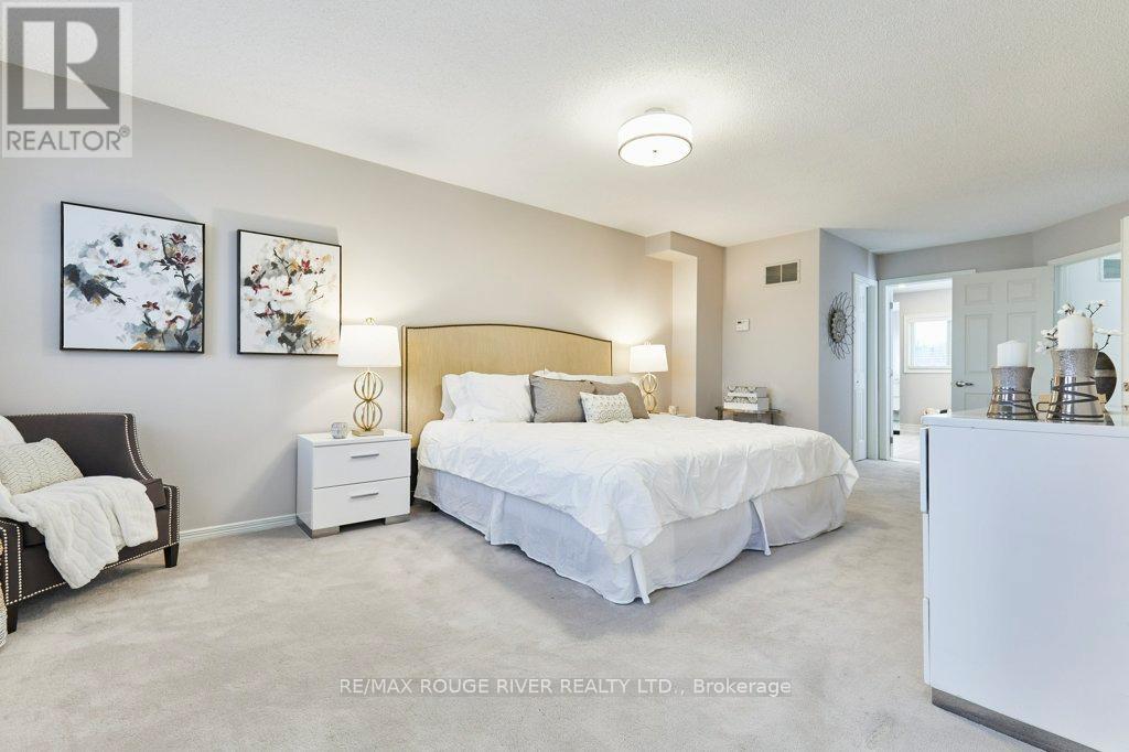 1161 Glenashton Drive, Oakville (Wc Wedgewood Creek), Ontario  L6H 5L7 - Photo 25 - W12005724
