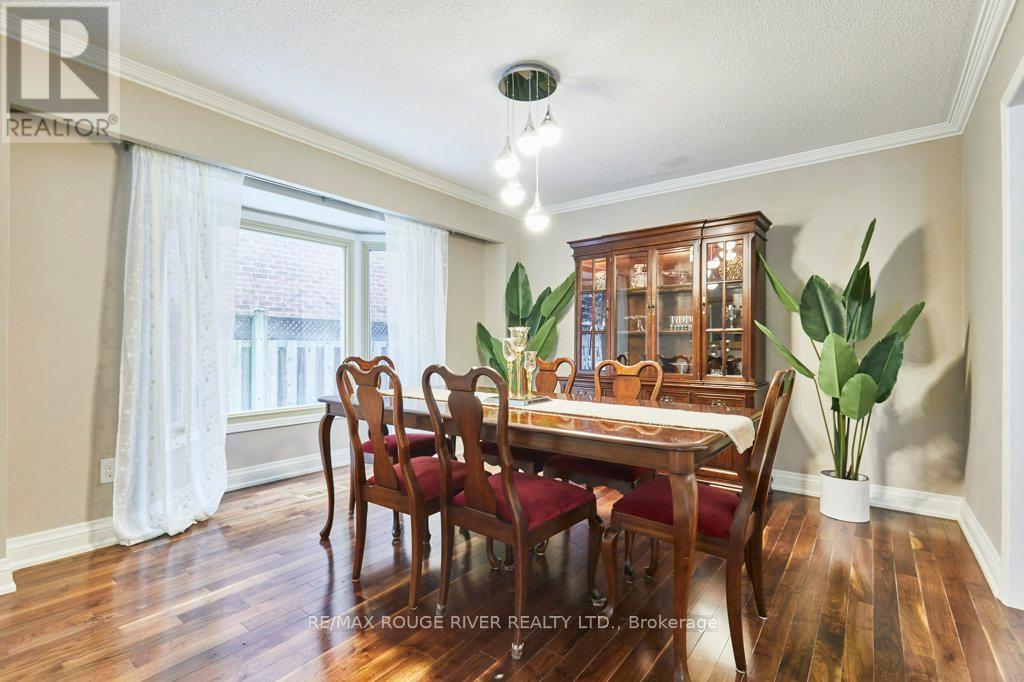 1161 Glenashton Drive, Oakville (Wc Wedgewood Creek), Ontario  L6H 5L7 - Photo 11 - W12005724