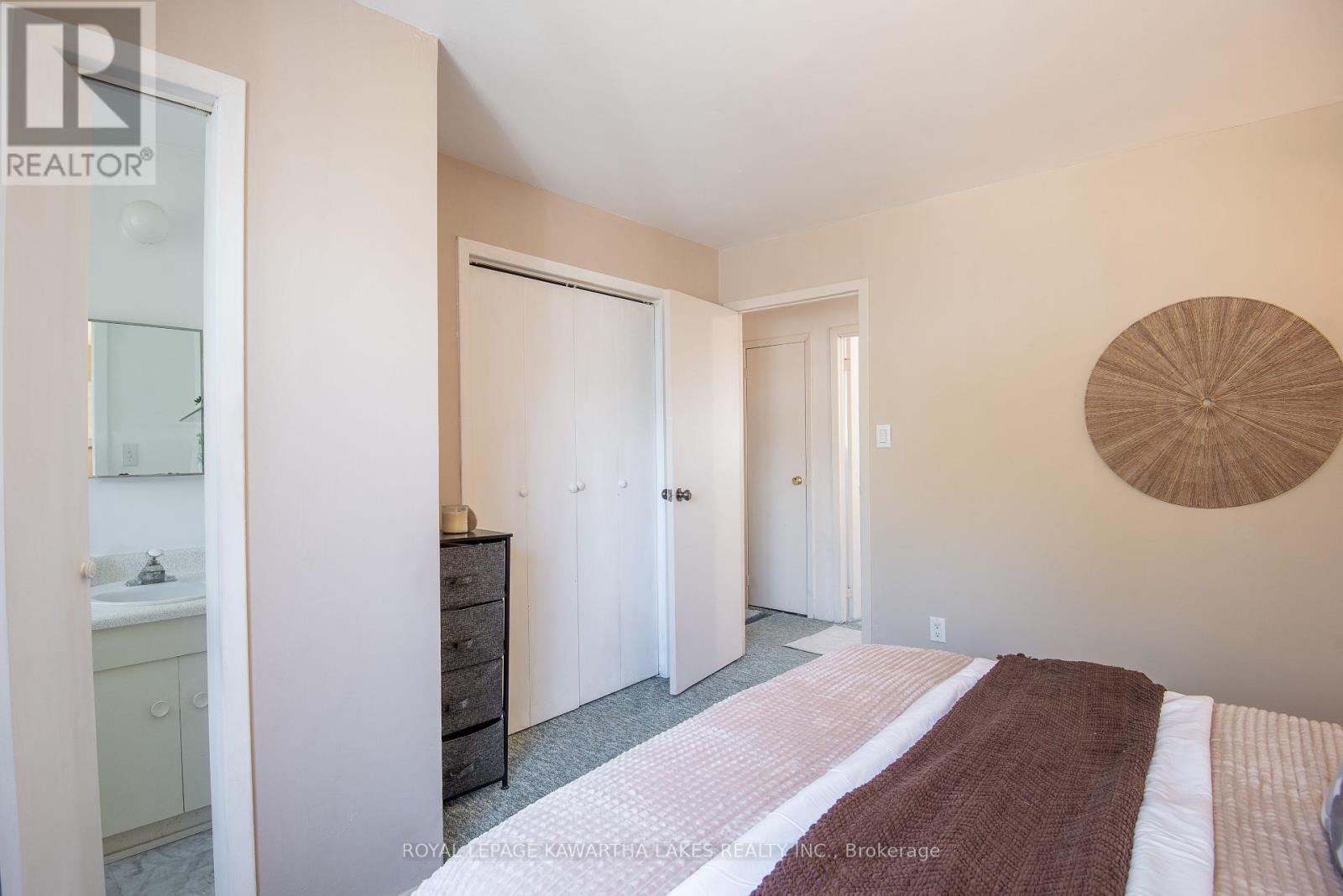 85 Thomas Drive, Kawartha Lakes, Ontario  K0M 1N0 - Photo 17 - X12118568