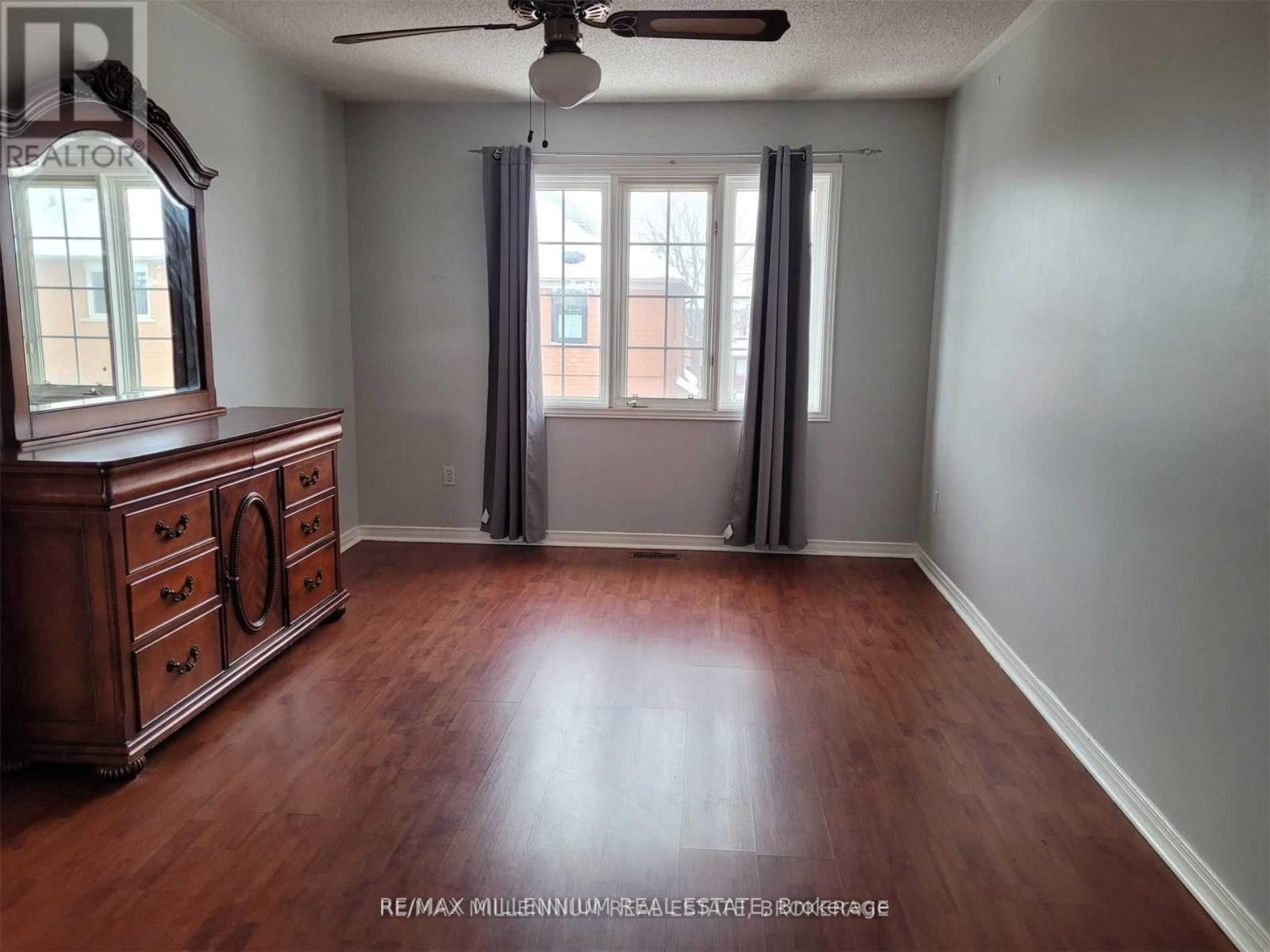 17 Manitoba Place, Brampton, Ontario  L6R 2H9 - Photo 13 - W12118142