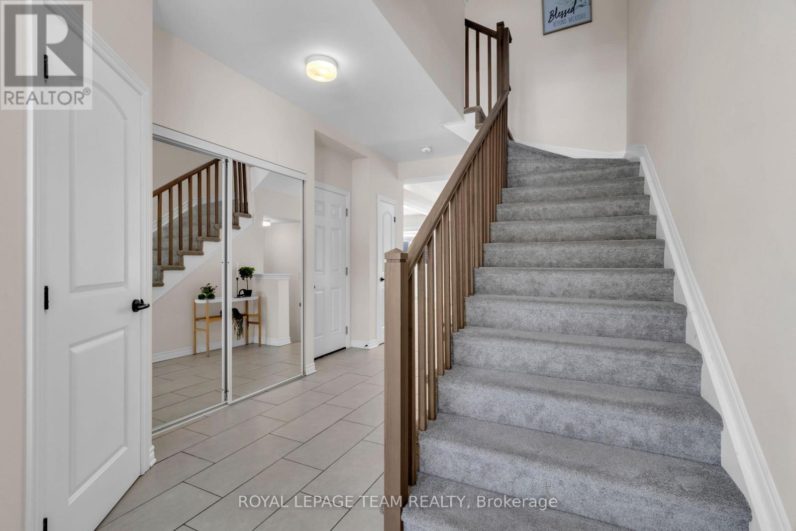 906 Nokomis Place, Ottawa, Ontario  K2J 6T2 - Photo 4 - X11948631