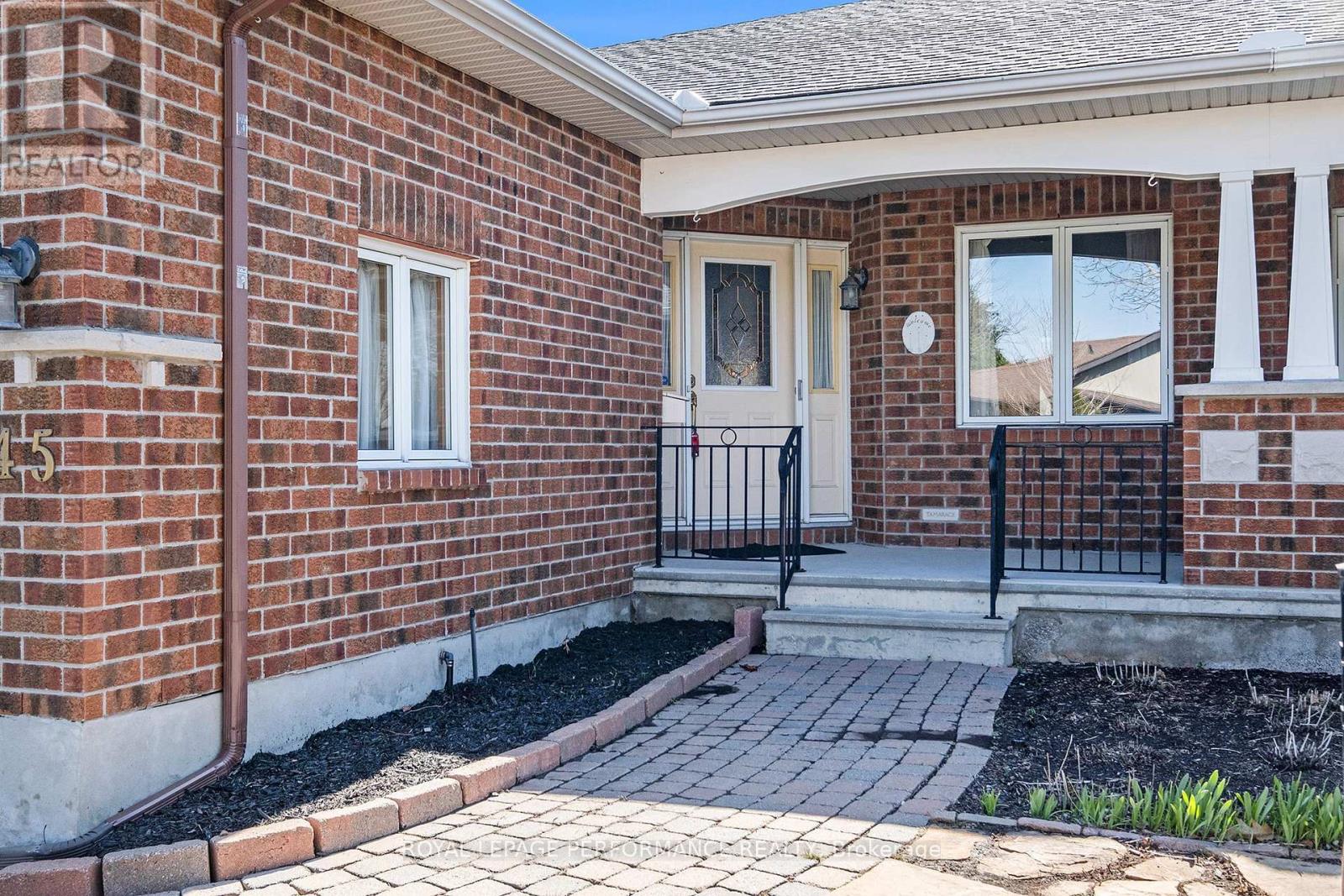 Property at 45 COULSON COURT image 4