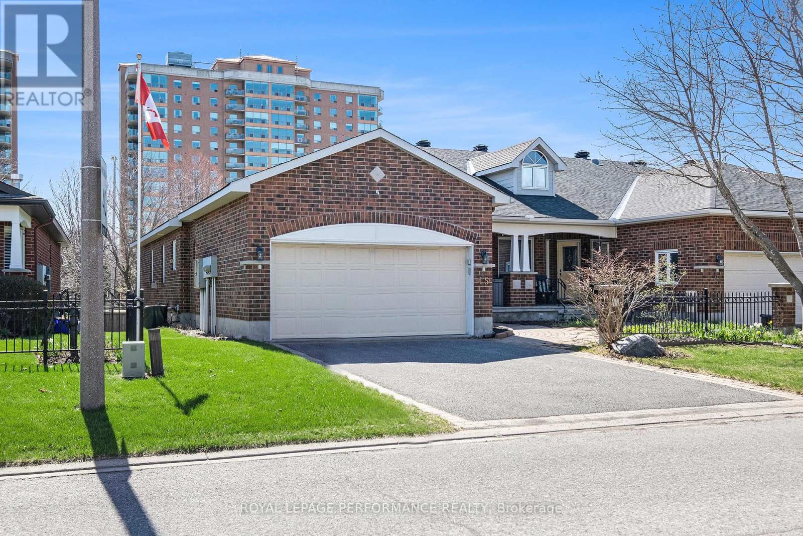 Property at 45 COULSON COURT image 3