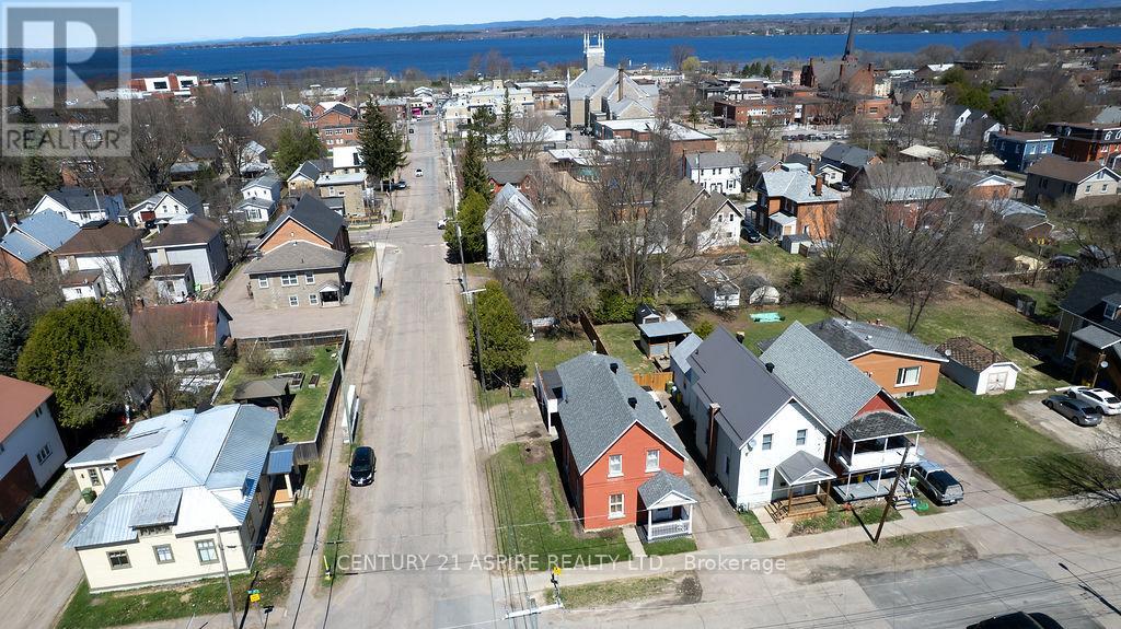 201 Welland Street, Pembroke, Ontario  K8A 5Y2 - Photo 40 - X12108306