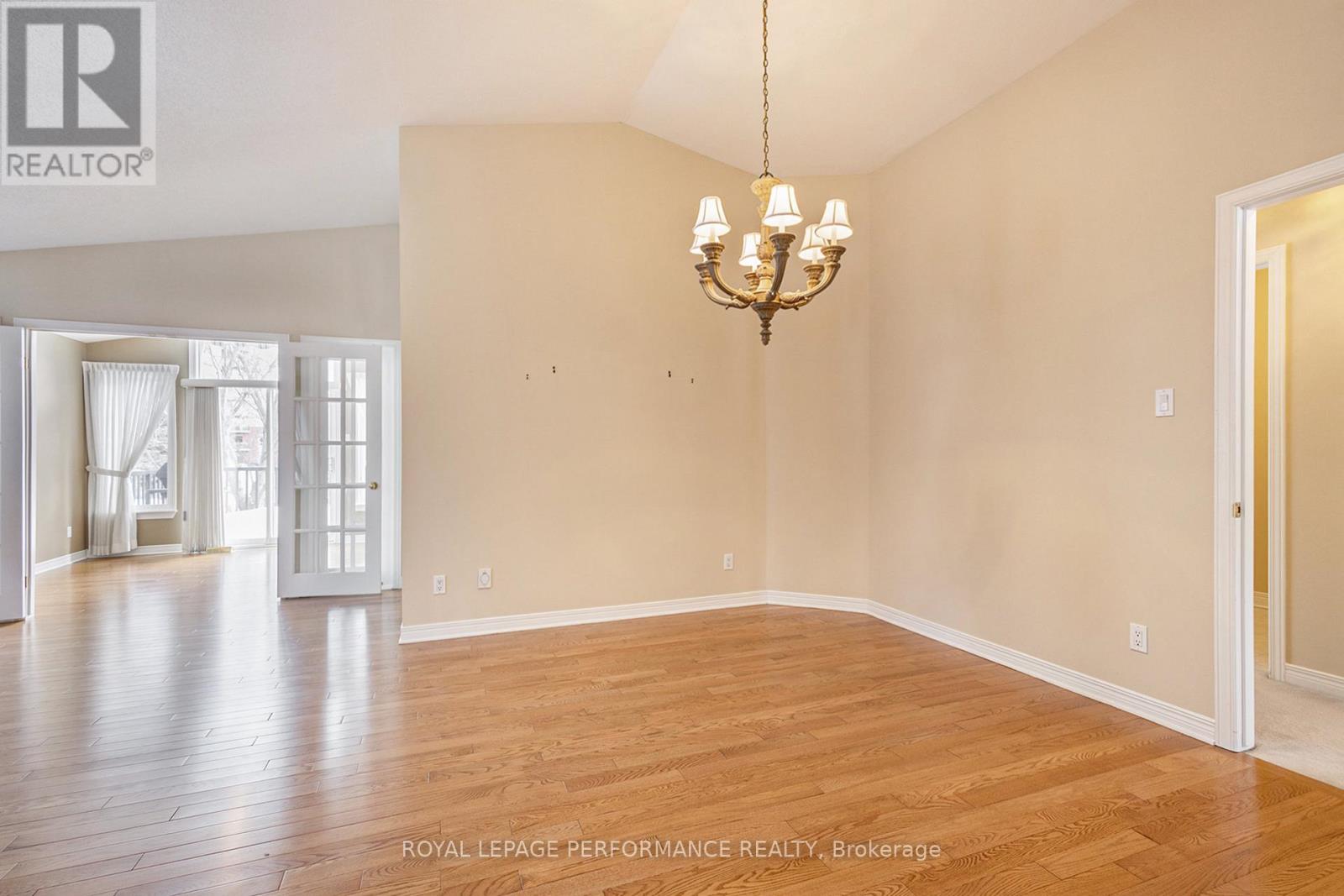 45 Coulson Court, Ottawa, Ontario  K2K 2X9 - Photo 7 - X12062141