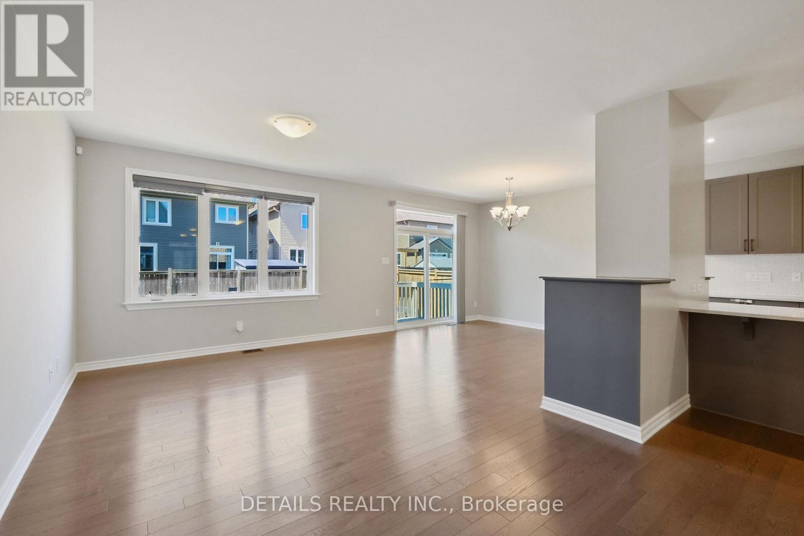 313 Gracewood Crescent, Ottawa, Ontario  K1T 0J7 - Photo 20 - X12118836