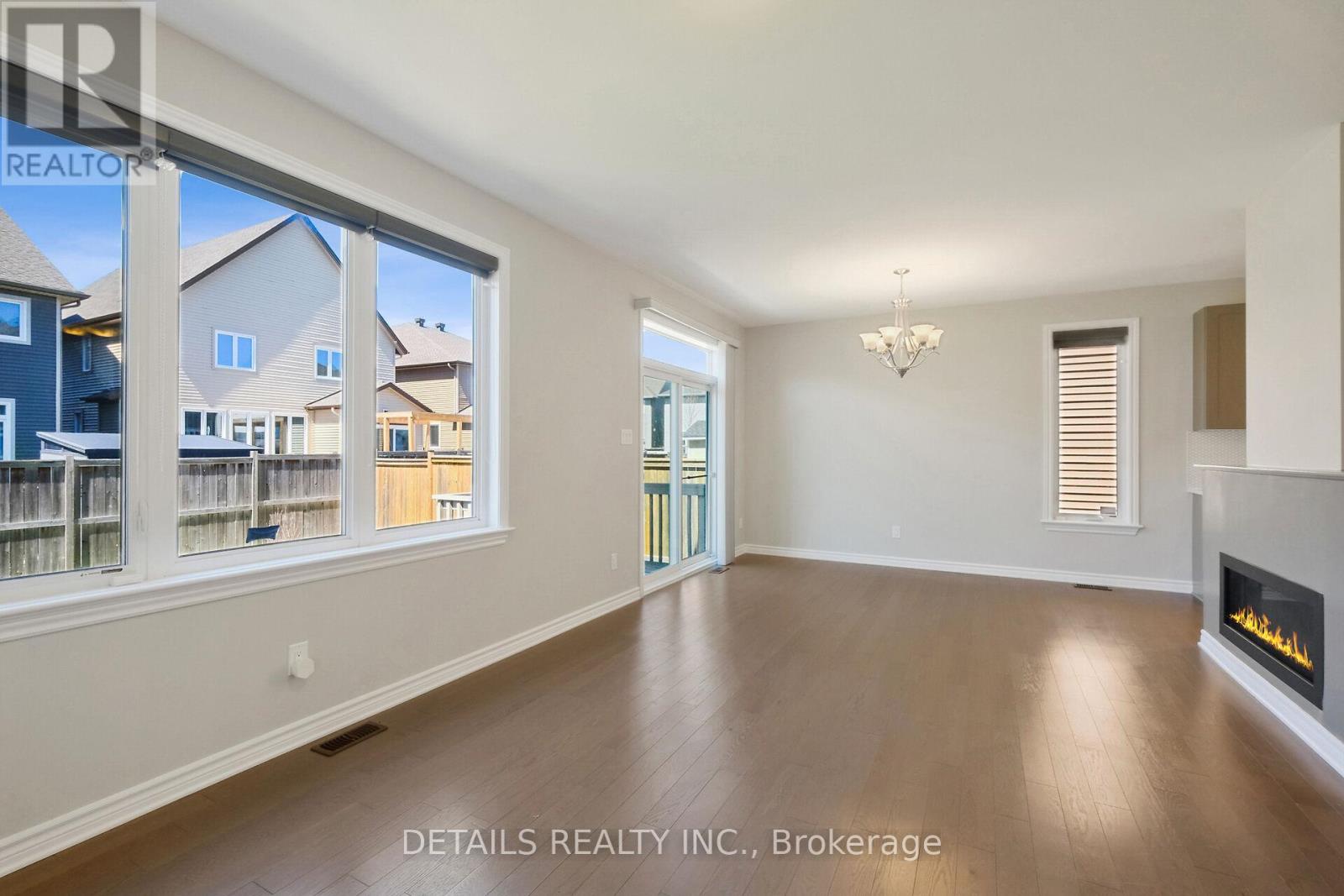 313 Gracewood Crescent, Ottawa, Ontario  K1T 0J7 - Photo 21 - X12118836