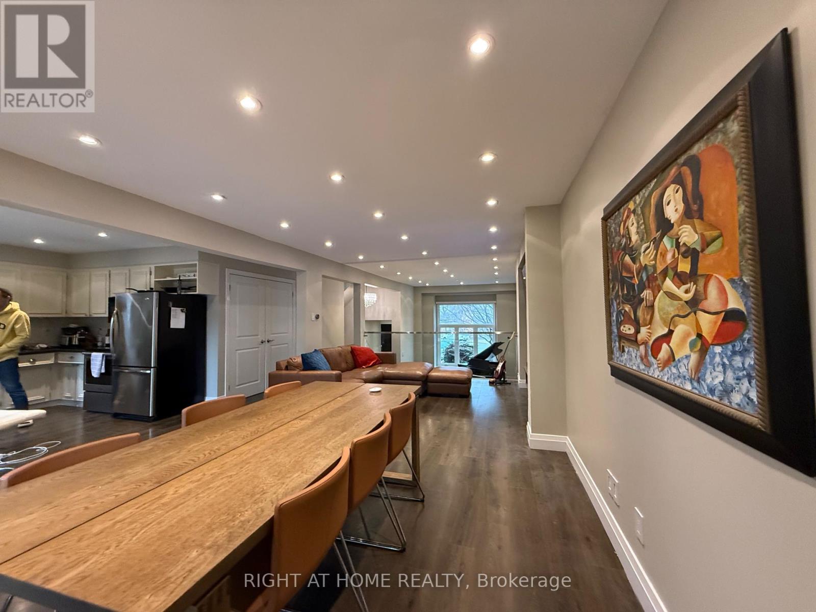58 Holm Crescent, Markham (Aileen-Willowbrook), Ontario  L3T 5J3 - Photo 9 - N12056055