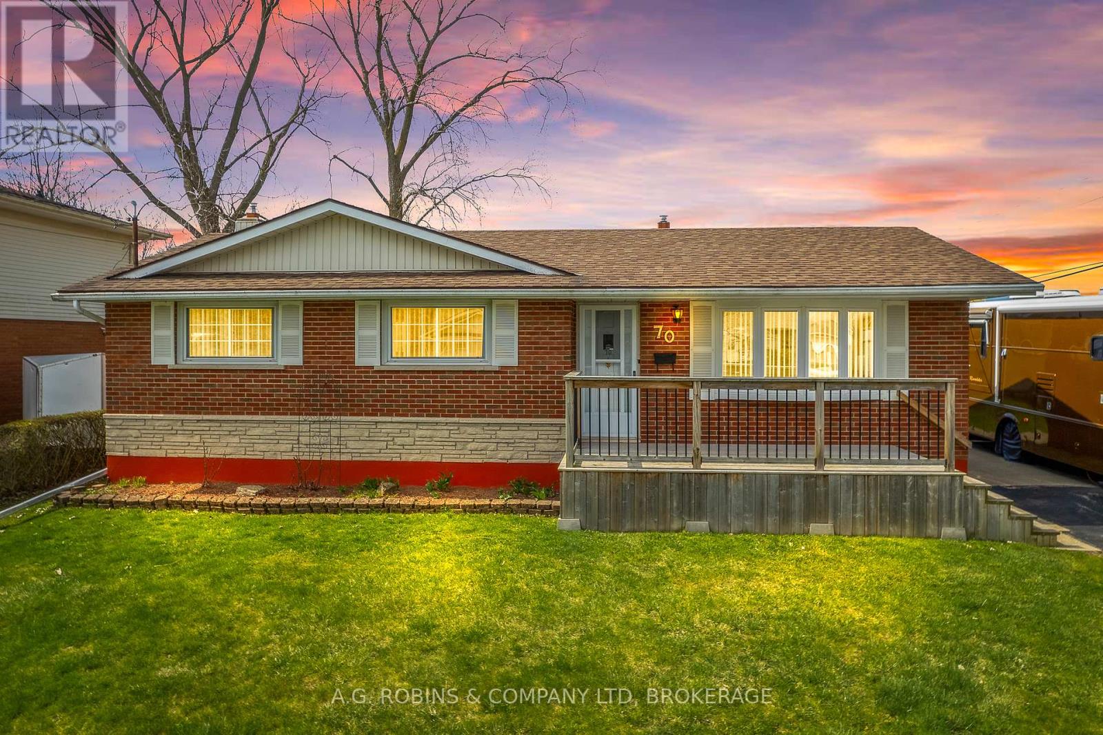 Property at 70 RADFORD AVENUE image 3