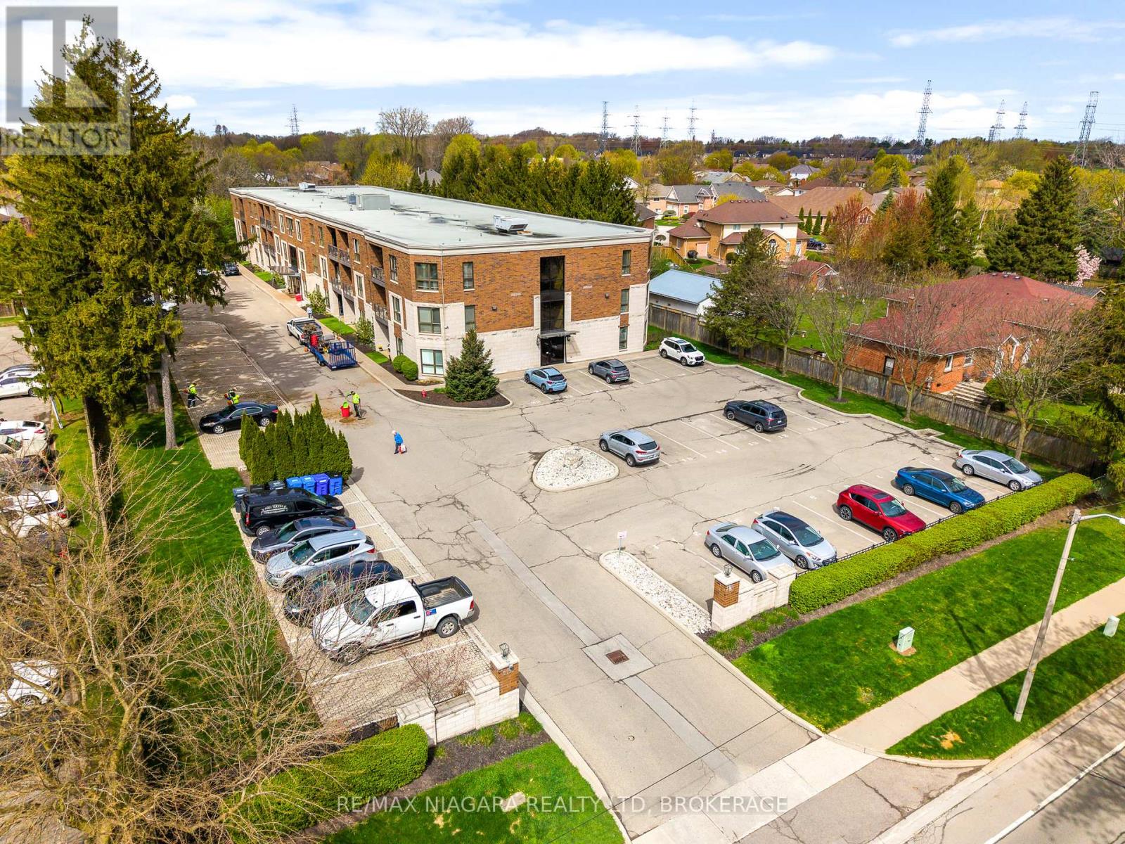 206 - 2799 St. Paul Avenue, Niagara Falls (Stamford), Ontario  L2J 2L3 - Photo 25 - X12118955