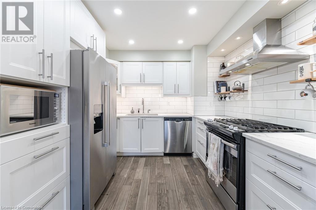 26 Moss Boulevard Unit# 57, Hamilton, Ontario  L9H 6W8 - Photo 12 - 40721553