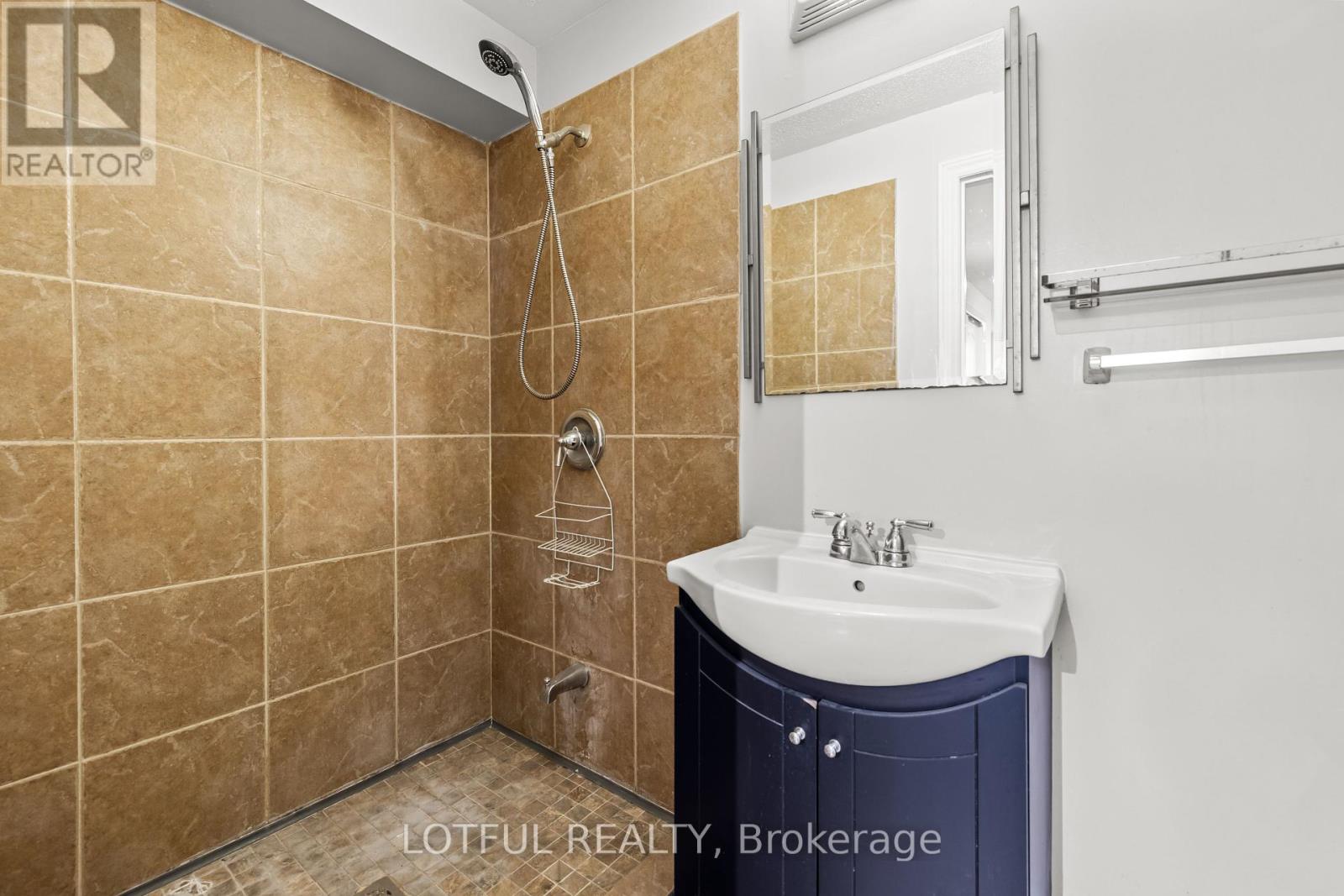 212 Meadowlilly Road, Ottawa, Ontario  K1T 4H1 - Photo 21 - X12118846