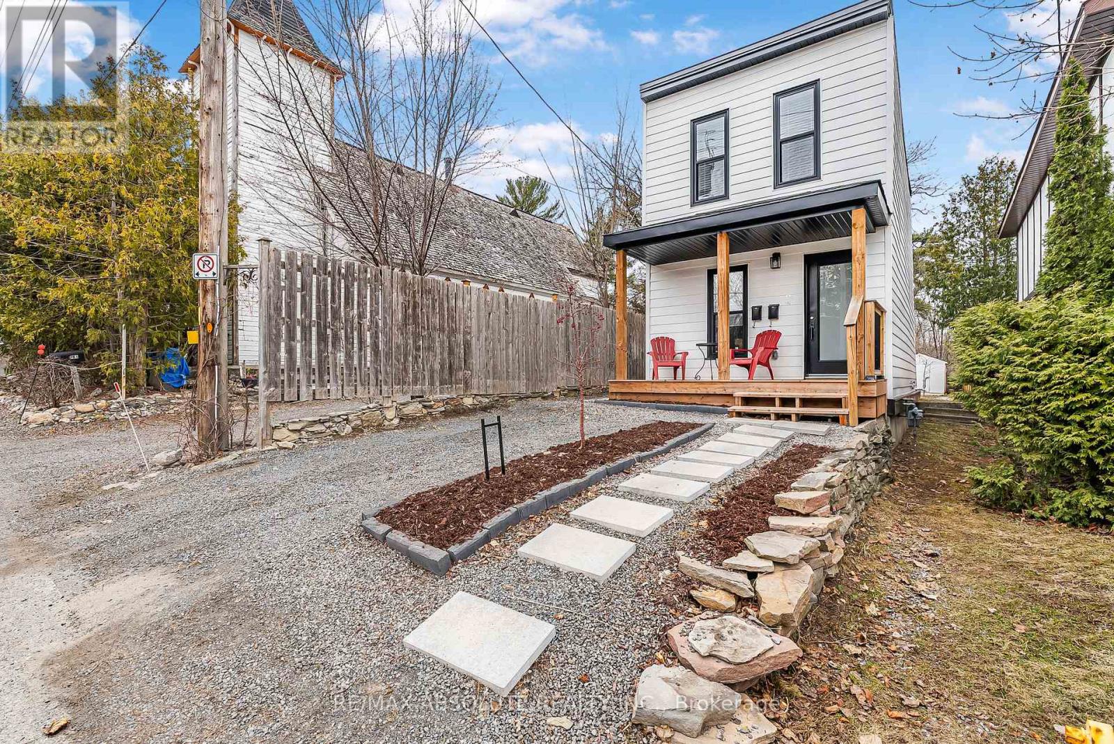 Property at 183 BRITANNIA ROAD image 2