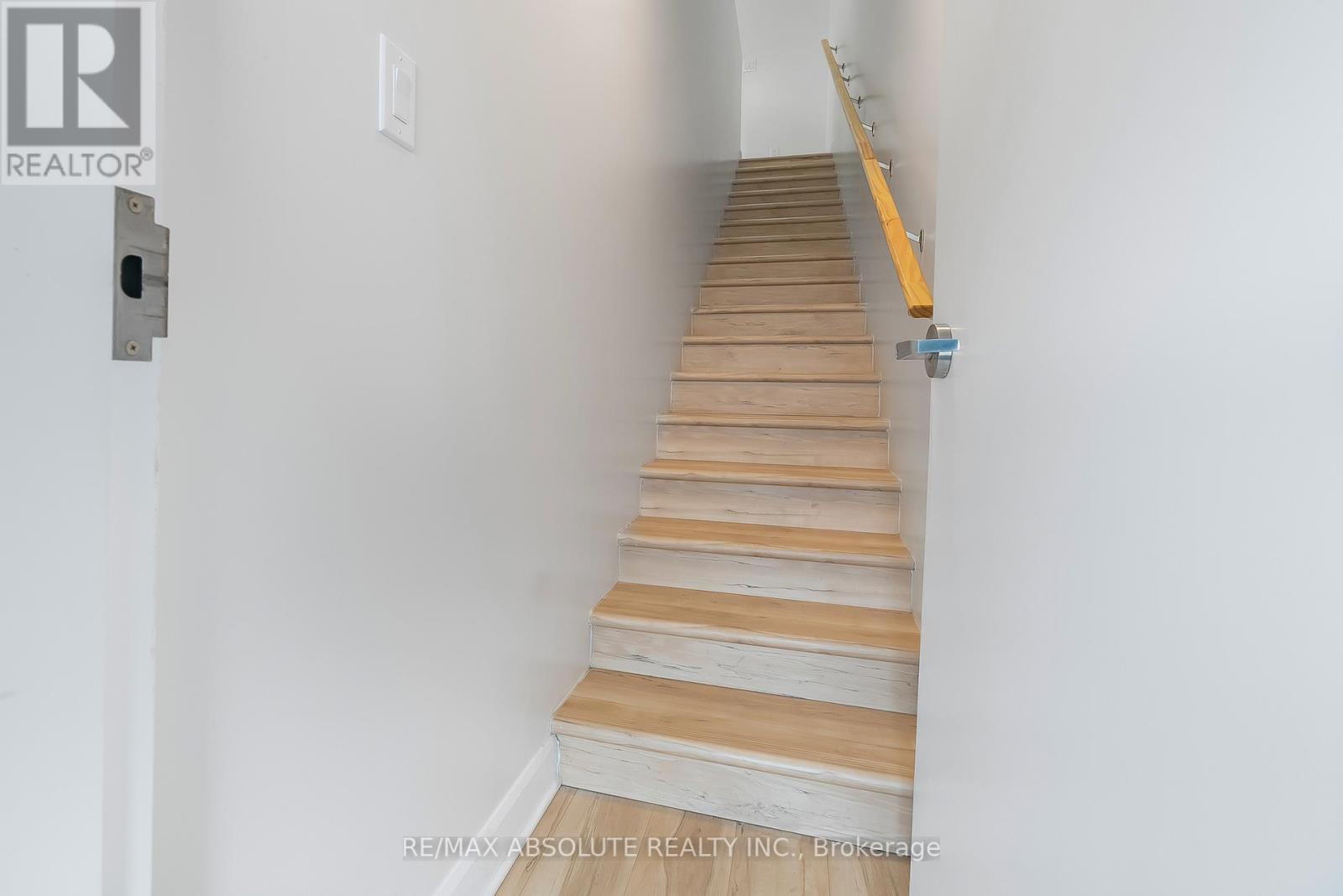 183 Britannia Road, Ottawa, Ontario  K2B 5X1 - Photo 9 - X12118908