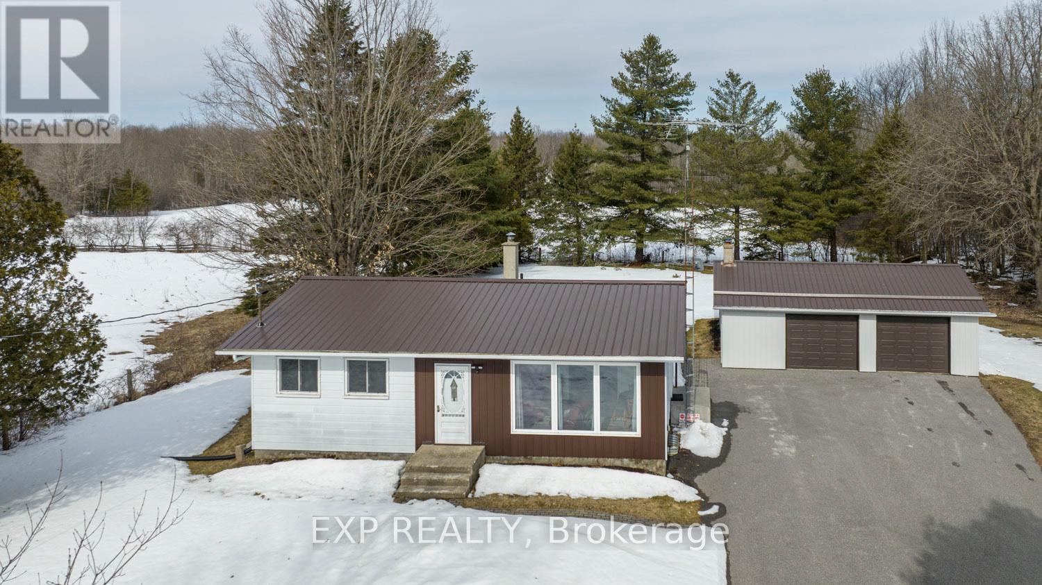 1069 Prestonvale Road, Drummond/north Elmsley, Ontario  K0G 1K0 - Photo 22 - X12111366