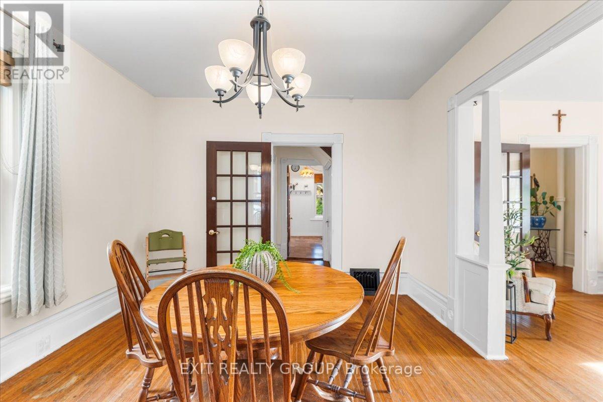 207 Durham Street S, Centre Hastings, Ontario  K0K 2K0 - Photo 10 - X12118932