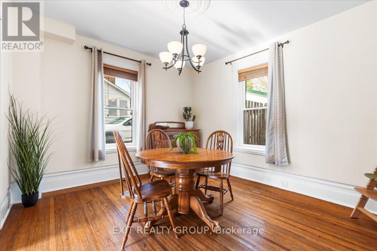 207 Durham Street S, Centre Hastings, Ontario  K0K 2K0 - Photo 8 - X12118932