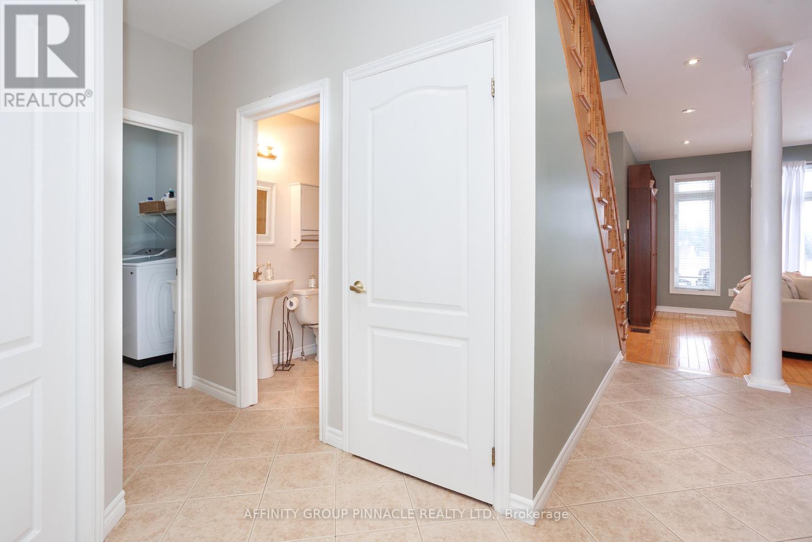 54 Ellis Crescent, Kawartha Lakes, Ontario K9V 5Y1 - Photo 11 - X12118949