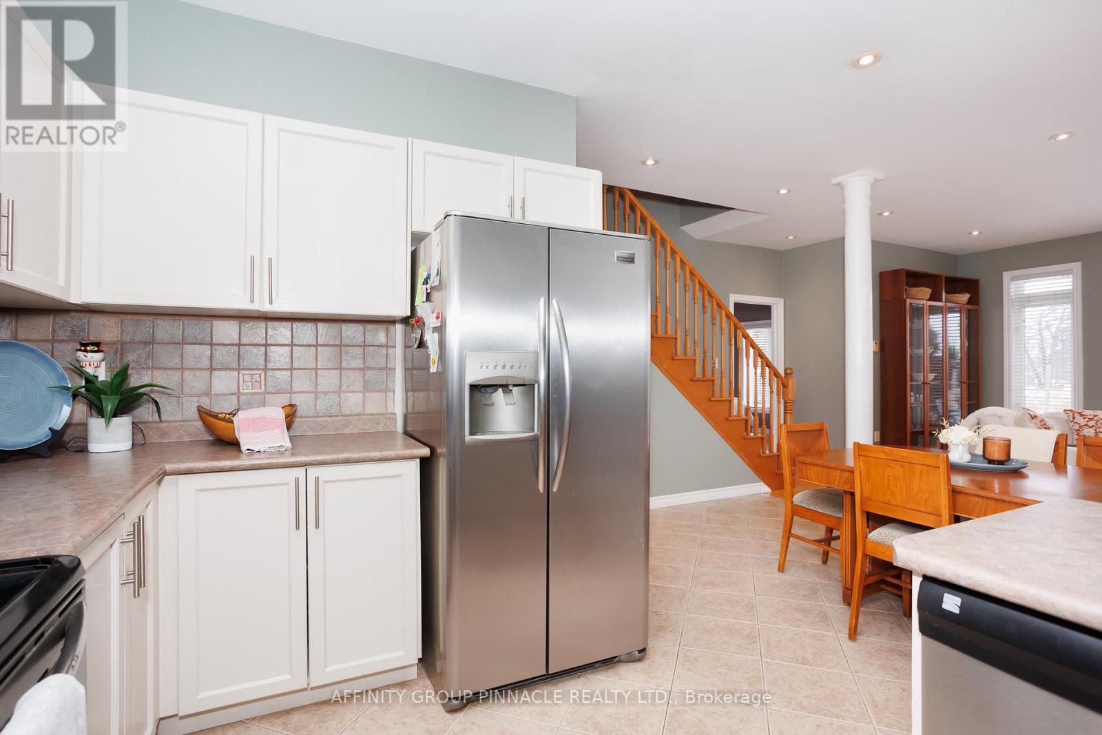 54 Ellis Crescent, Kawartha Lakes, Ontario K9V 5Y1 - Photo 17 - X12118949