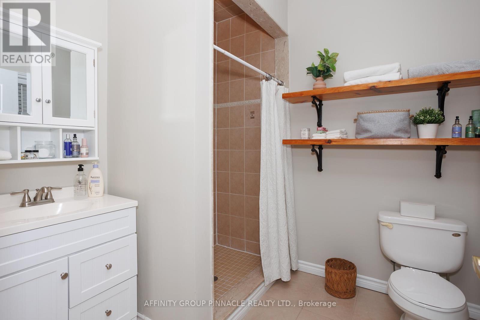54 Ellis Crescent, Kawartha Lakes, Ontario K9V 5Y1 - Photo 32 - X12118949