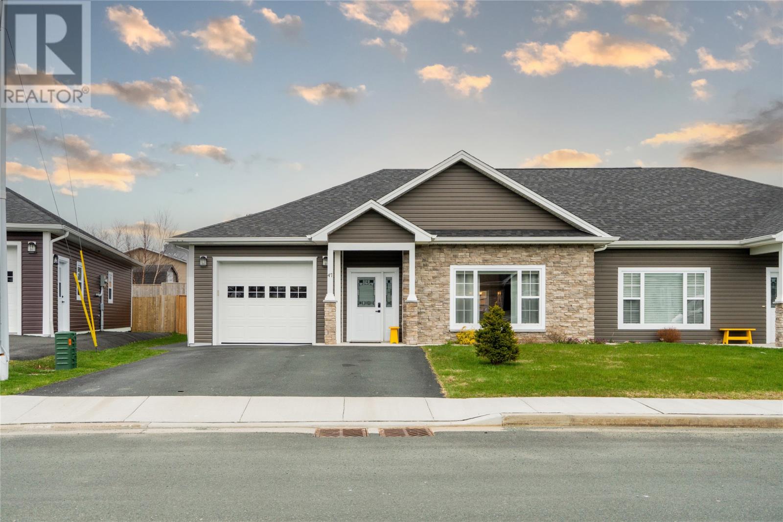 Property at 47 Macmar Lane image 1