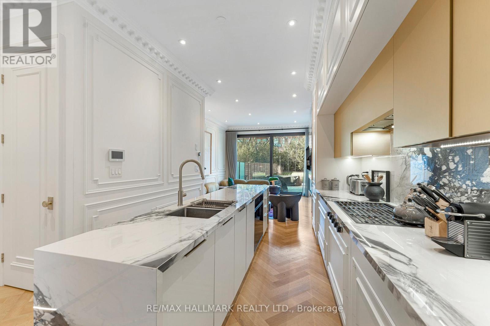 34b Sherwood Avenue, Toronto, Ontario  M4P 2A7 - Photo 10 - C12118940